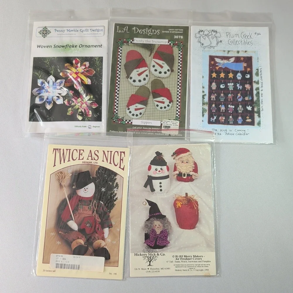 Lot 10 Vintage Christmas Holiday Sewing Patterns Santa Snowman Folk Art Crafts